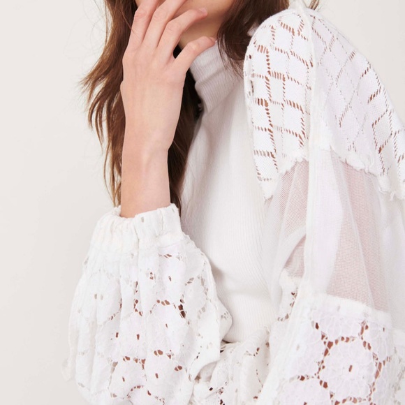 FREE PEOPLE Love Too Much Lace Sleeve Top In Ivory XS like new - Picture 12 of 13